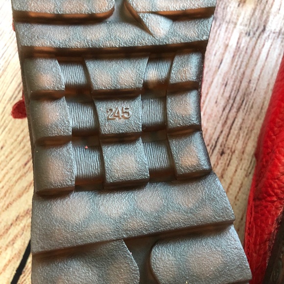 Dotted Flower Hand-stitched Flats - Picture 8 of 9